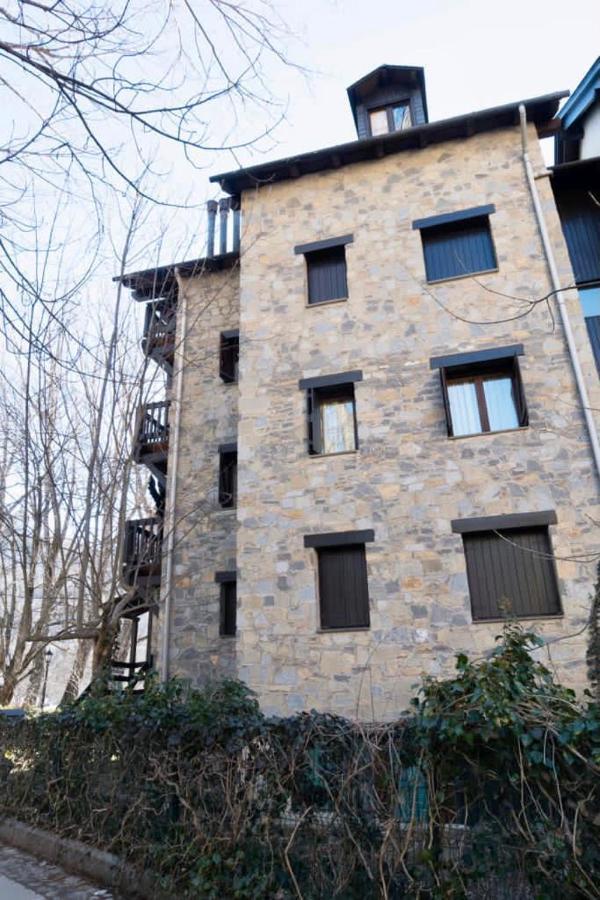 Apartamento BPirineos-La casita del Rebeco Benasque Exterior foto